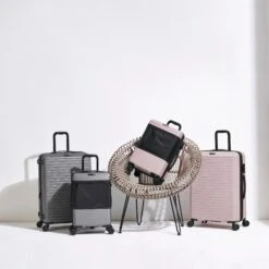 Attuned - Cabin (Charcoal) -IT Luggage Sales 23 f1f3161a 7947 4232 8b9d 9a04a44b21a9