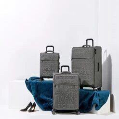 IT Luggage Citywide - Cabin (Charcoal) -IT Luggage Sales 25 bd9c0109 43f8 4343 b183 436e04cbbbc4