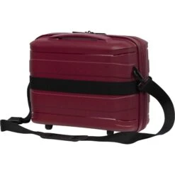 IT Luggage Momentous - Vanity Case (German Red) -IT Luggage Sales 32755 UK15 2886 15GermanredSSBackpanel