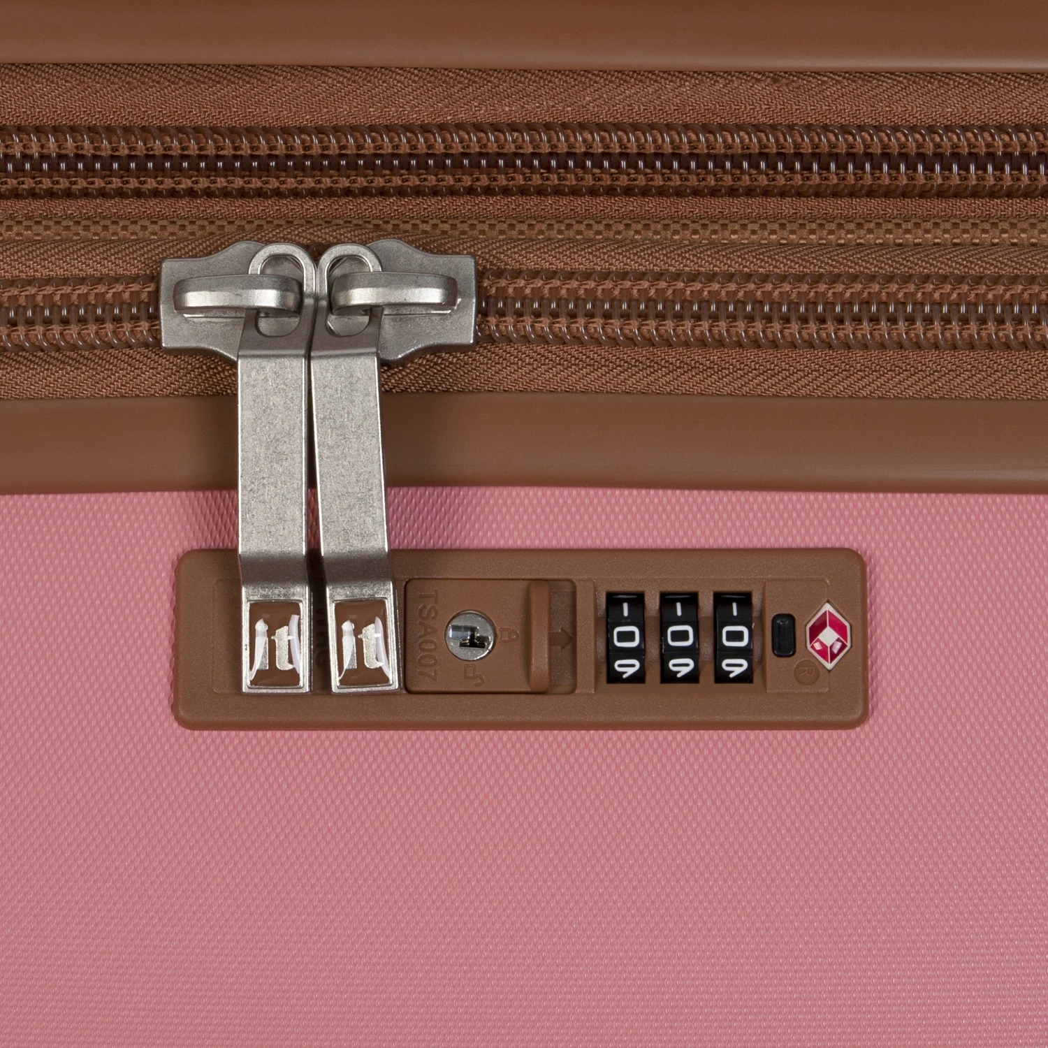 IT Luggage Indulging - 4pc Set (Flamingo Pink) 16 IT Luggage Indulging - 4pc Set (Flamingo Pink) - Image 14
