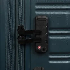 IT Luggage Fusional - 4pc Set (Mediterranean Green) -IT Luggage Sales 32987A UK16 2920 08MediterraneagreenS730SSTSAlock