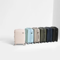 IT Luggage Spontaneous - Cabin (Feather Grey) -IT Luggage Sales 3 d4901ede e582 400d 8b75 0c3545992494