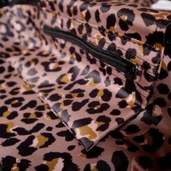 IT Luggage Glitzy - Vanity Case (Black) -IT Luggage Sales 4 202071ee db5c 491a a6cf ccc45c74096c