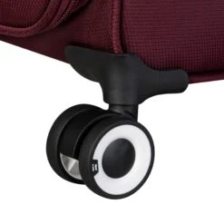 IT Luggage Intrepid - 4pc Set (Dark Red) -IT Luggage Sales 61356 US12 2078D08DarkredS055SSWheel