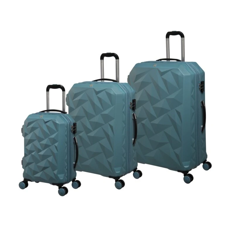 IT Luggage Sales -IT Luggage Sales 32630 HK16 2528A08StillwaterSSFrontpanel f2bf8a6c 9d56 48d9 992d 06cc289c3ba3 768x768 1